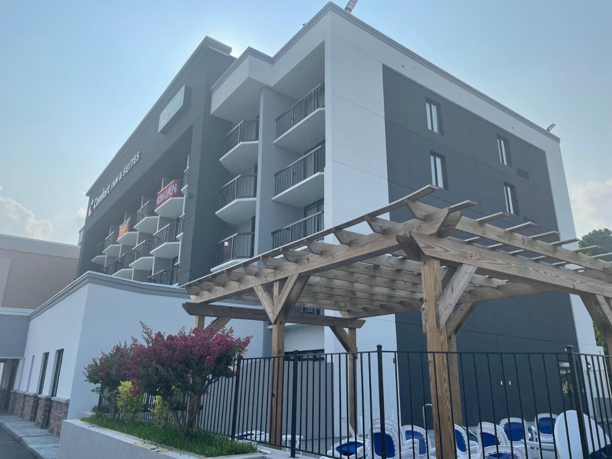 Quality Inn & Suites Spring Lake - Fayetteville Near Fort Bragg Kültér fotó