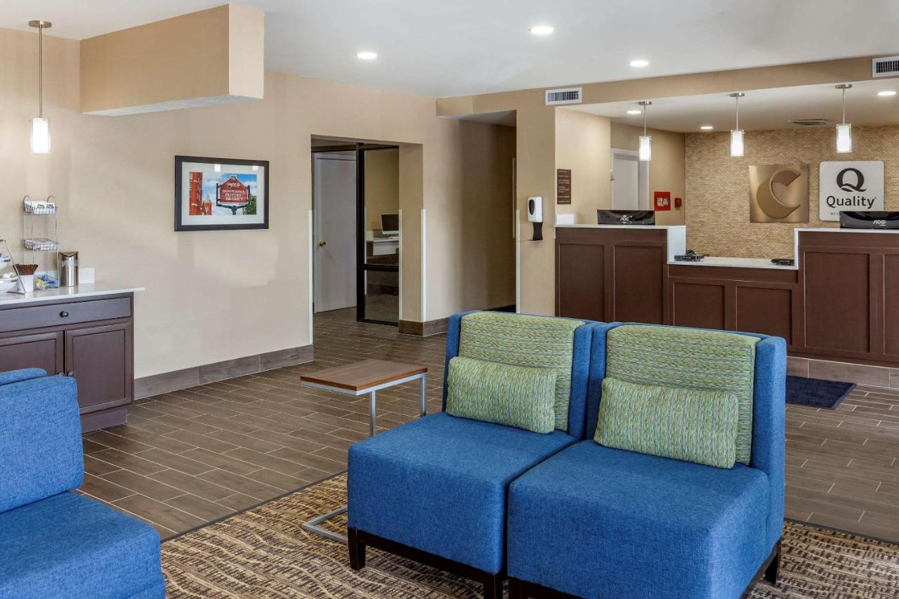 Quality Inn & Suites Spring Lake - Fayetteville Near Fort Bragg Kültér fotó