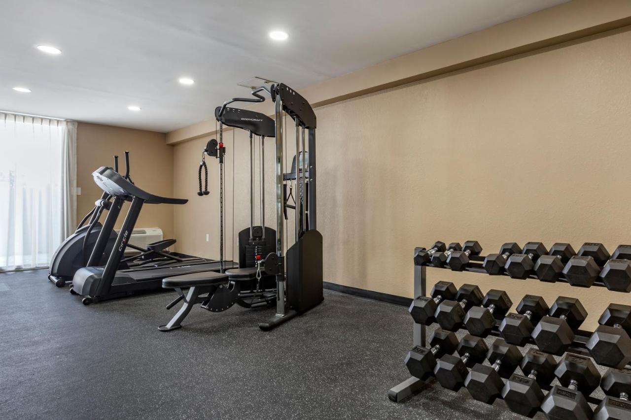 Quality Inn & Suites Spring Lake - Fayetteville Near Fort Bragg Kültér fotó
