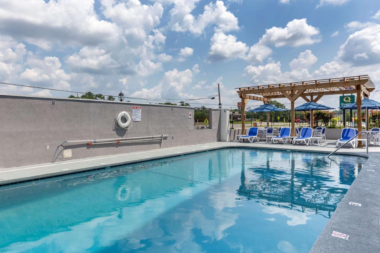 Quality Inn & Suites Spring Lake - Fayetteville Near Fort Bragg Kültér fotó